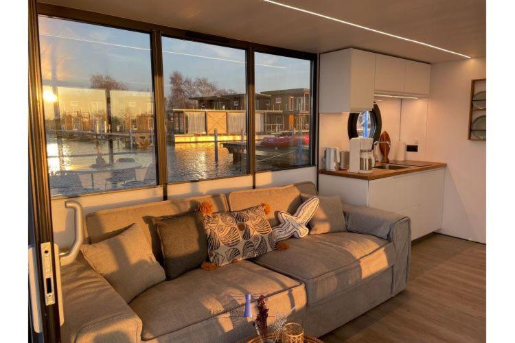 Hausboot Fjord Haven Mit Biosauna In Barth Dış mekan fotoğraf